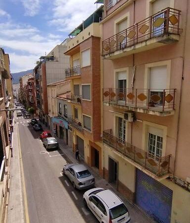 Charming Three Bedroom Apartment In Alcoi Exteriér fotografie